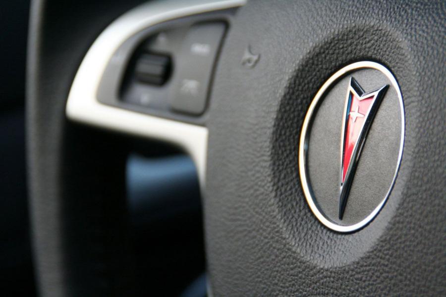  Pontiac G8 GT 2008 года  (фото 17 из 48)